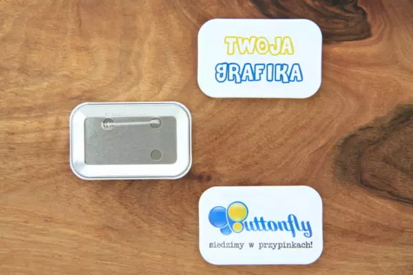 Buttonfly – małe przypinki, wielki efekt! jak je wykorzystać w kampaniach reklamowych?