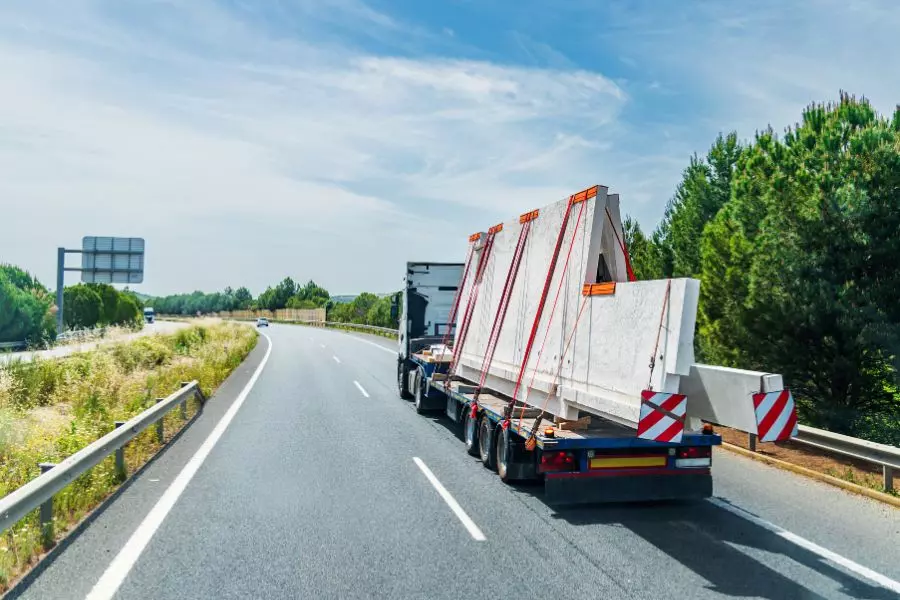 Ruch TIR A4 - autostrada we Wrocławiu